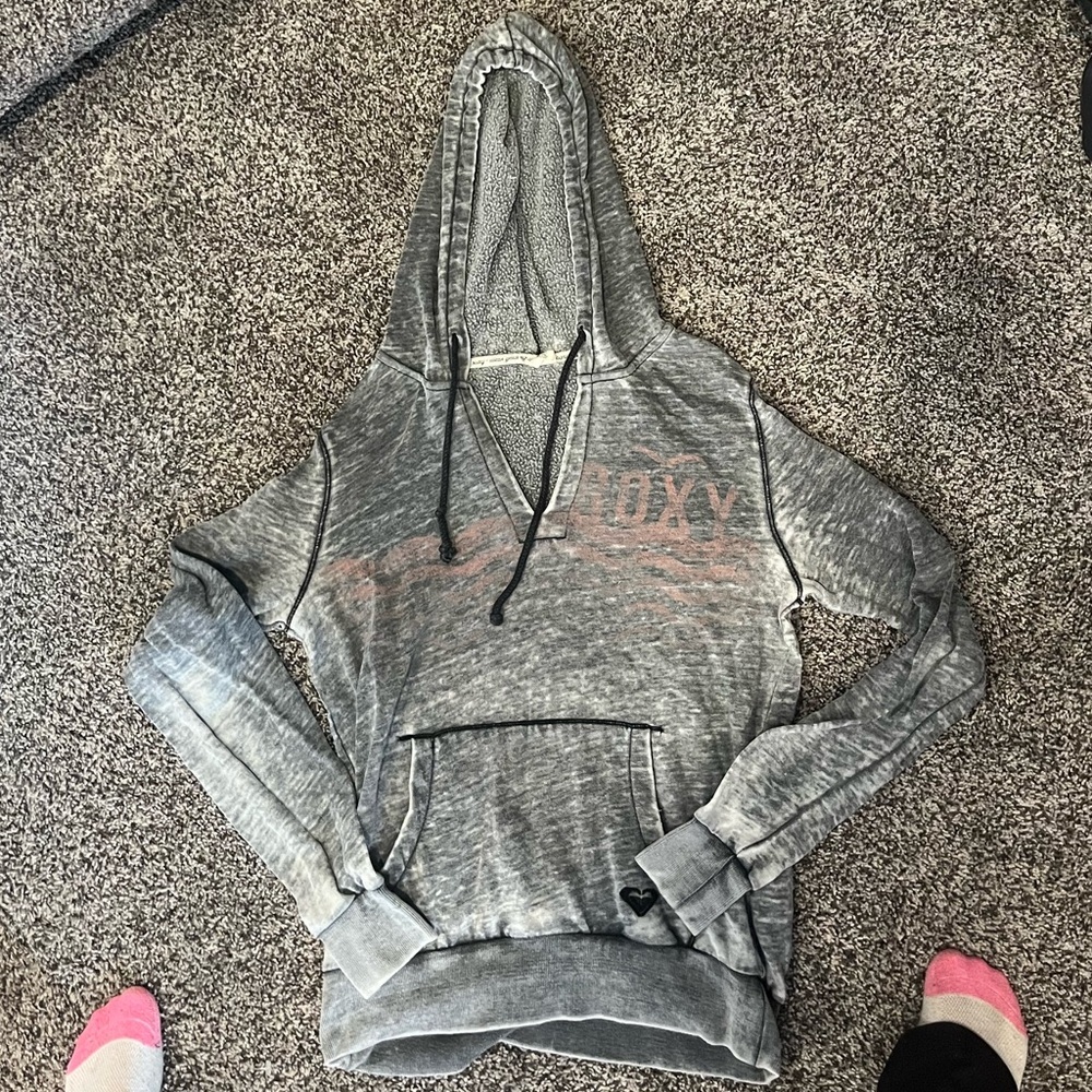 Faded style Roxy light sweater size medium